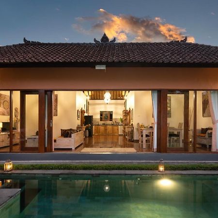 Genie Private Villa By Travellink Bali อูบุด ภายนอก รูปภาพ